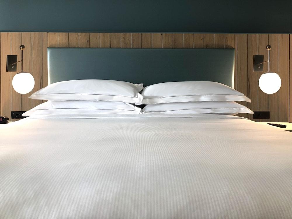 Suncoast Anaheim, Tapestry Collection By Hilton 4* Anaheim